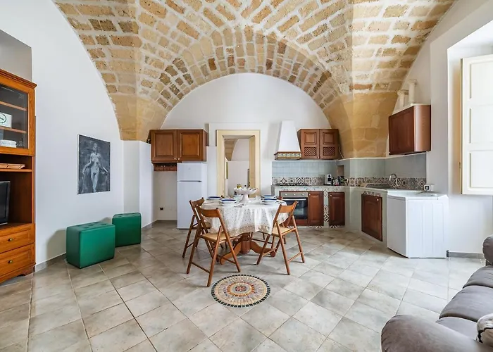 Terra Mia In The Historic Center Of Lecce - Happy Rentals